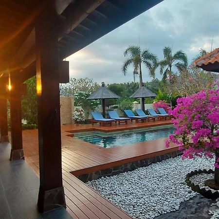 Bale Solah Lombok Holiday Resort Senggigi Esterno foto
