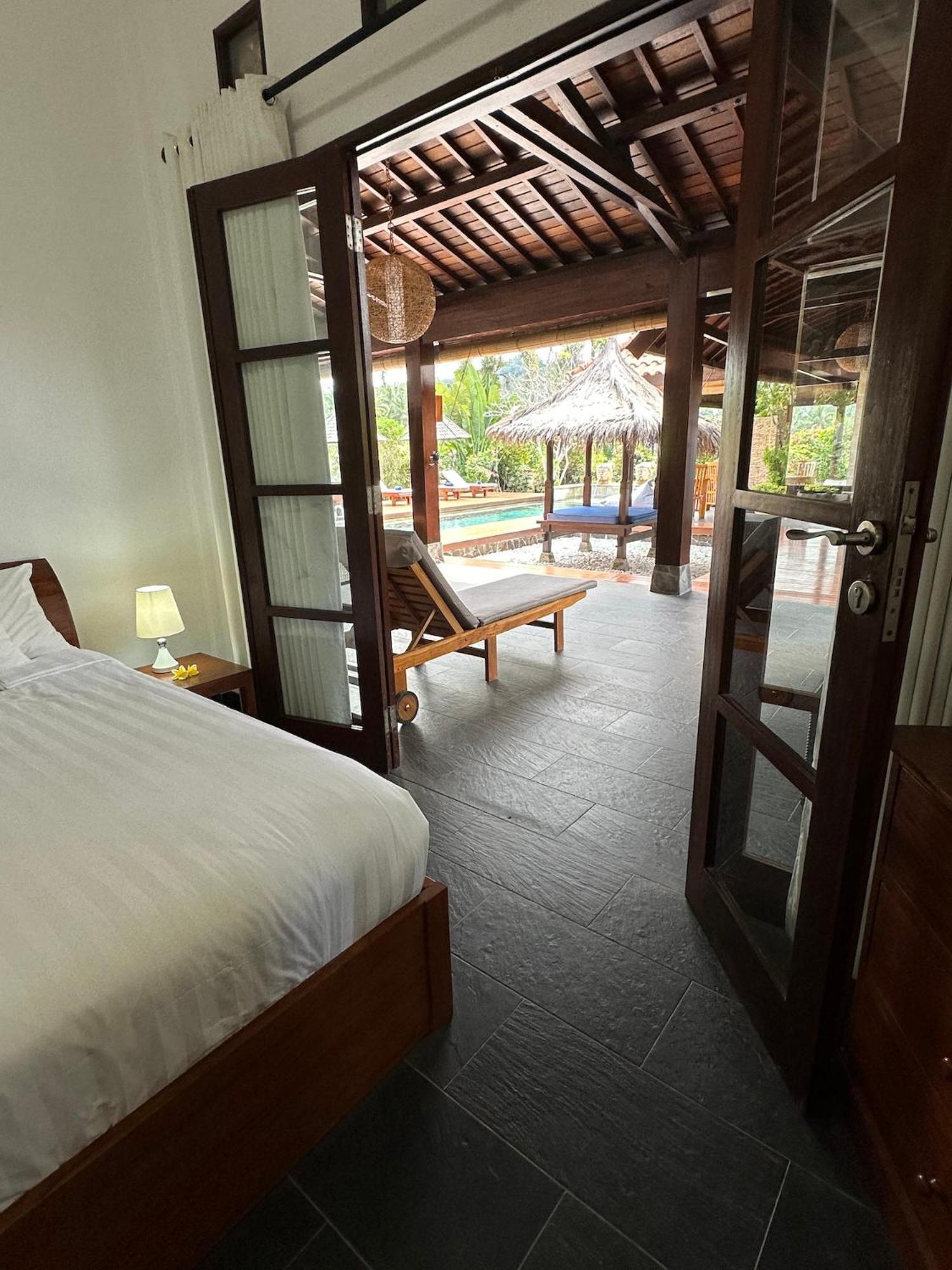 Bale Solah Lombok Holiday Resort Senggigi Esterno foto
