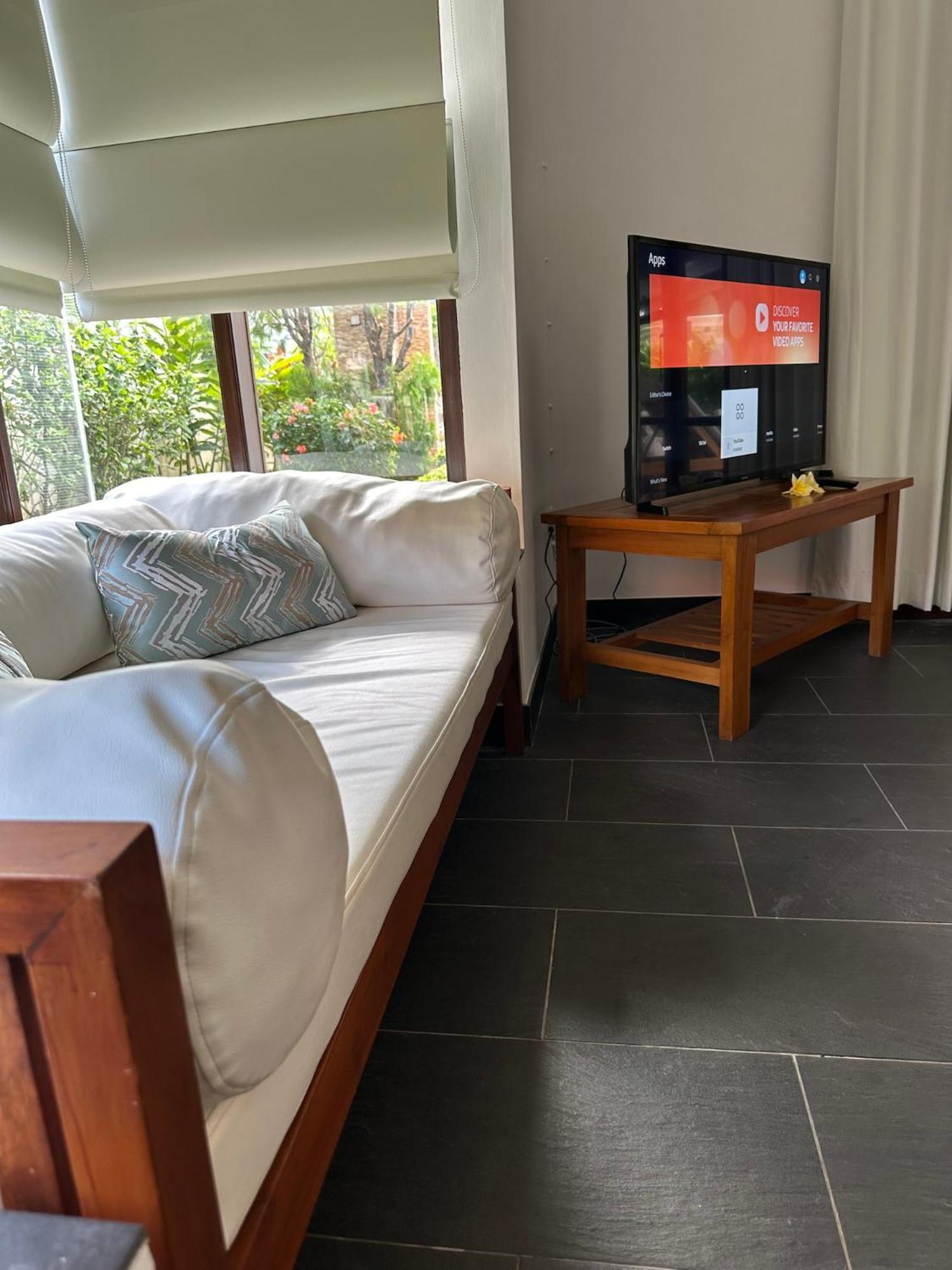 Bale Solah Lombok Holiday Resort Senggigi Esterno foto